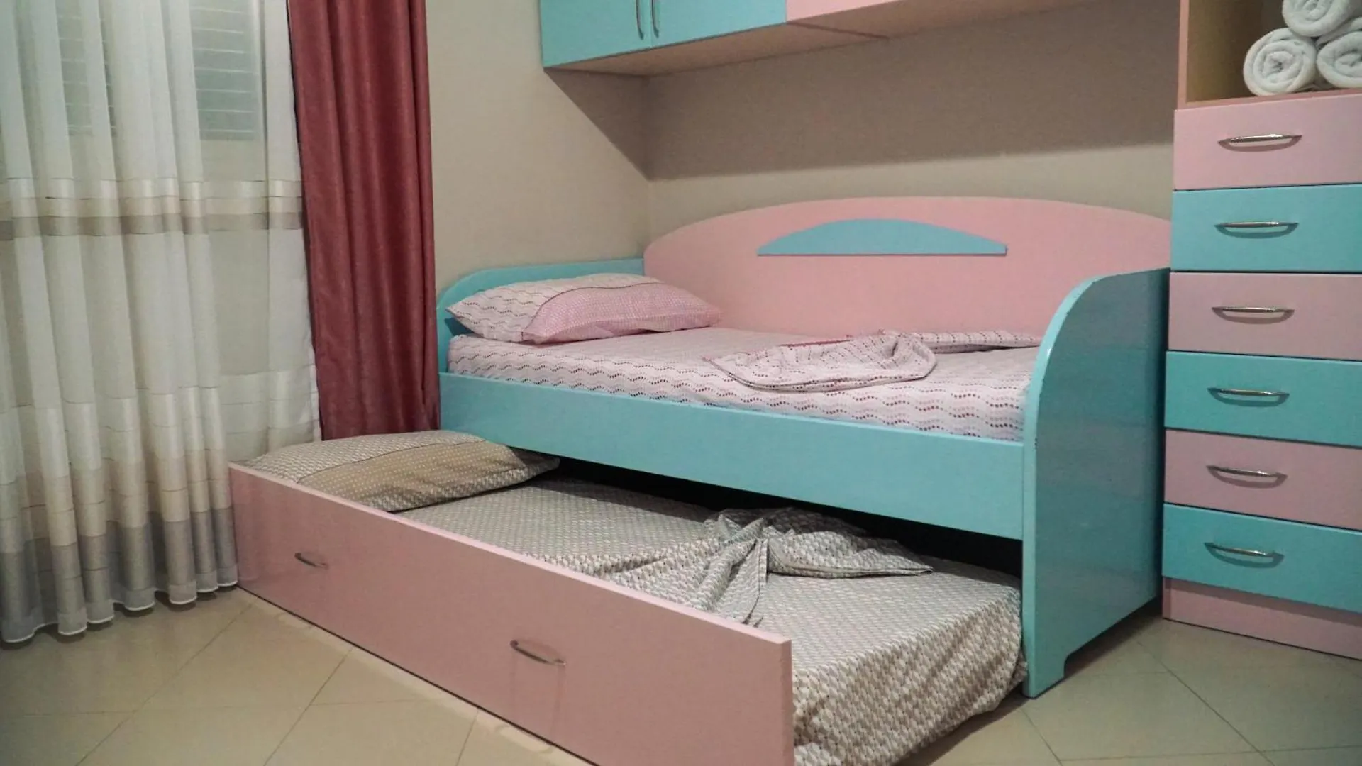 فيلة Oaz Guest House دراس